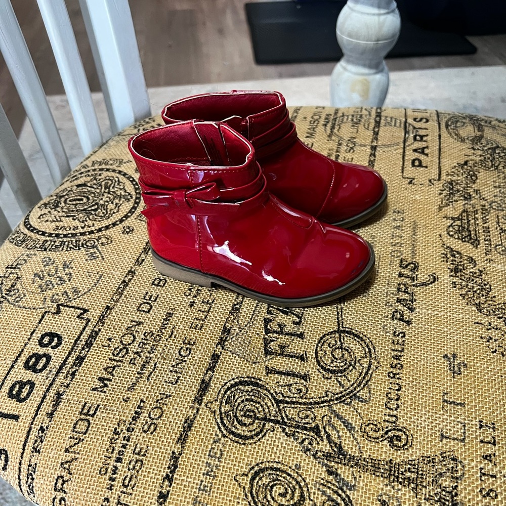 Gymboree, red patten leather boots